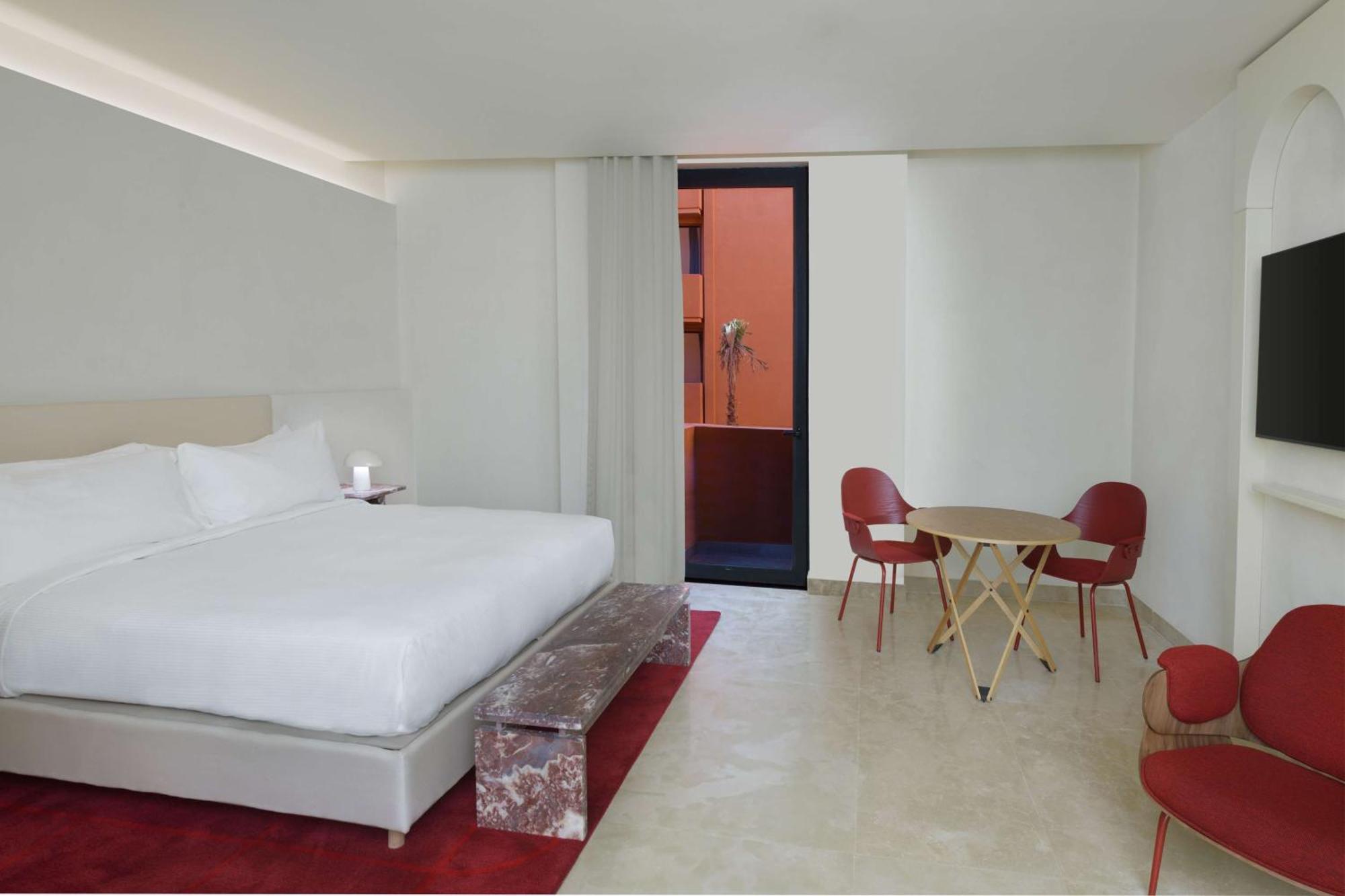 Doubletree By Hilton Ben Guerir Hotel & Residences Benguerir 外观 照片