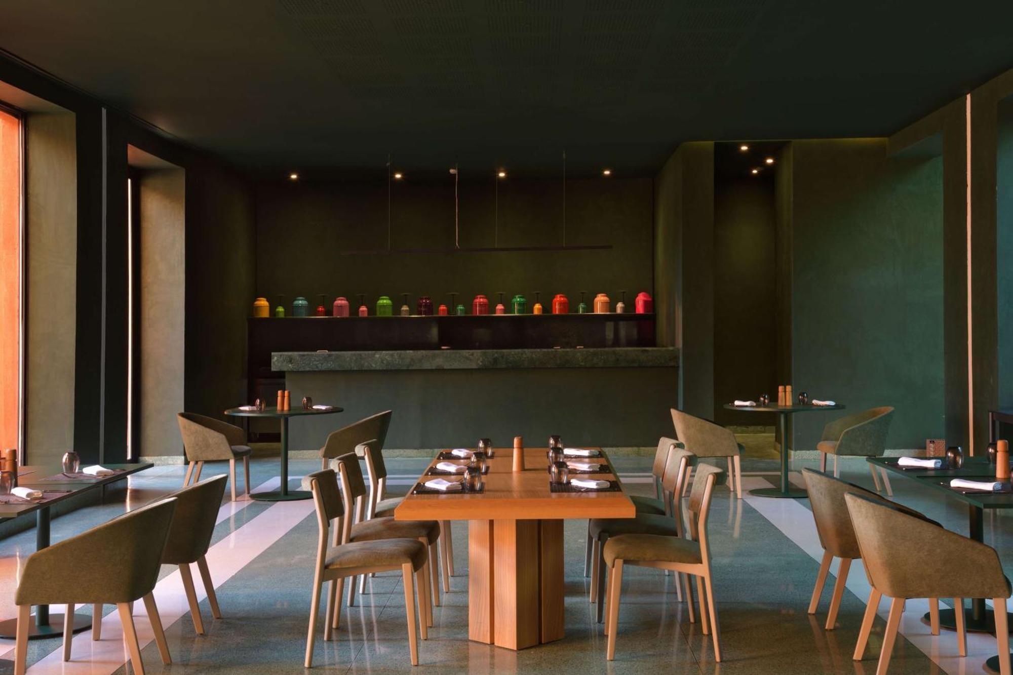Doubletree By Hilton Ben Guerir Hotel & Residences Benguerir 外观 照片
