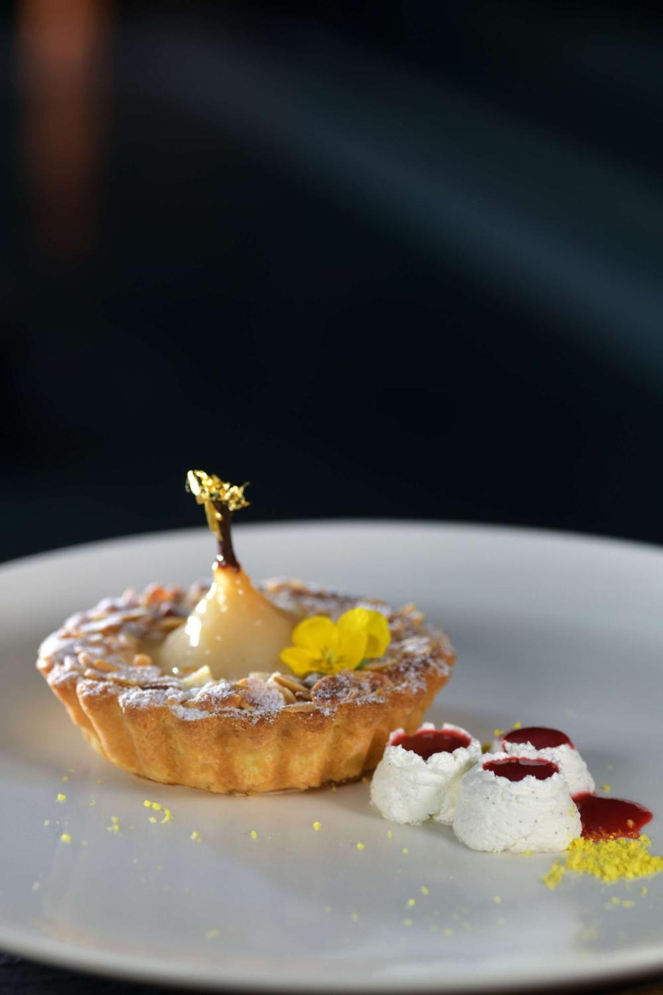 Doubletree By Hilton Ben Guerir Hotel & Residences Benguerir 外观 照片